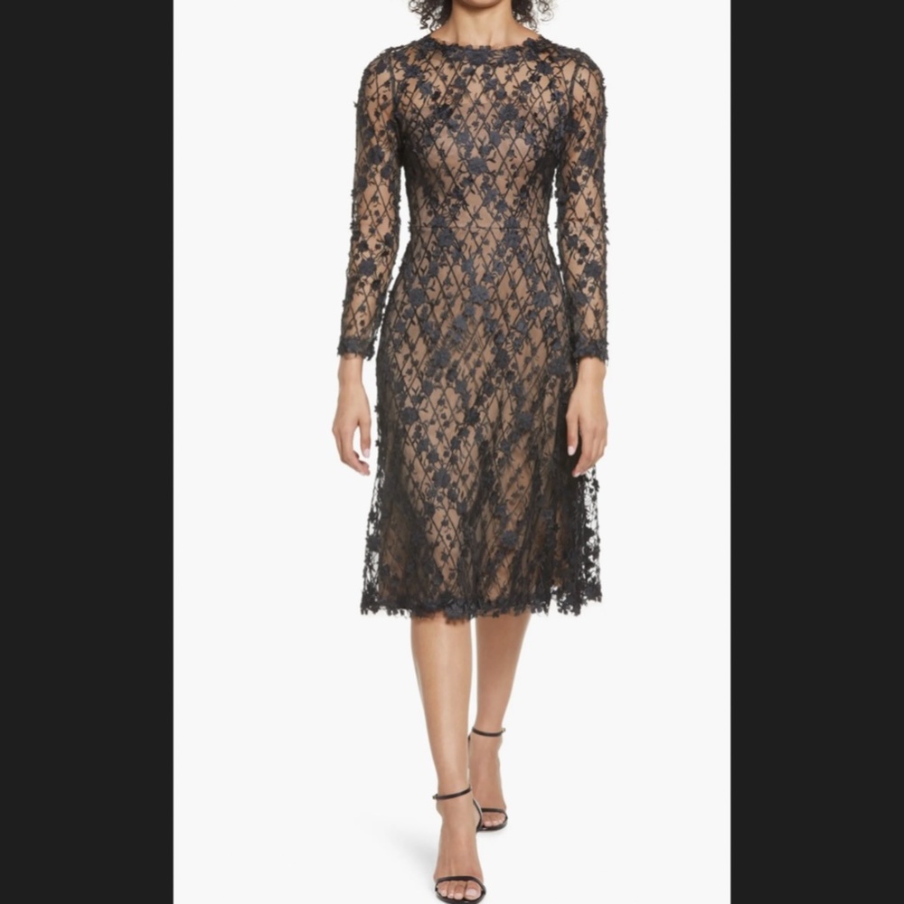 NWOT Tadashi Shoji Long Sleeve Lace Cocktail Dress in Black/Nude - Picture 9 of 9